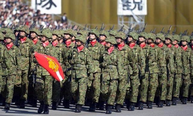 2017八一閱兵最新新聞，盛大的軍事盛典展現(xiàn)國家力量