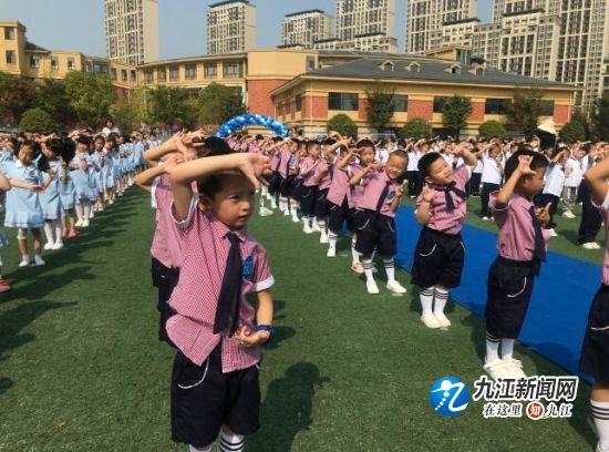 幼兒小班最新手指律動，玩轉(zhuǎn)童真世界的手指舞蹈